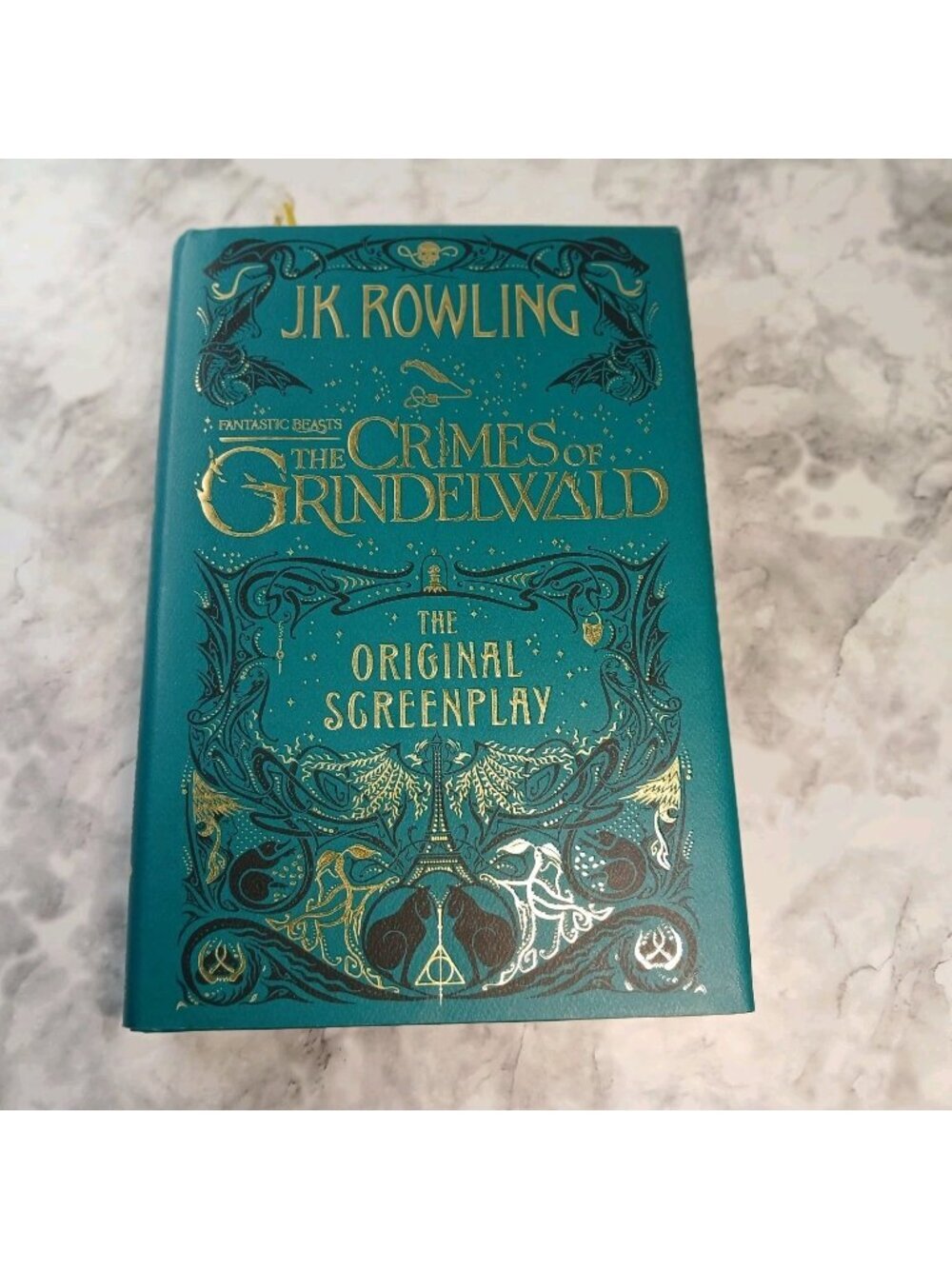 Fantastic Beasts: The Crimes of Grindelwald – The Original Screenplay Hardcover